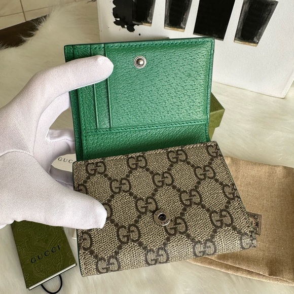 Auth GG Double Hook Wallet - Picture 9 of 16